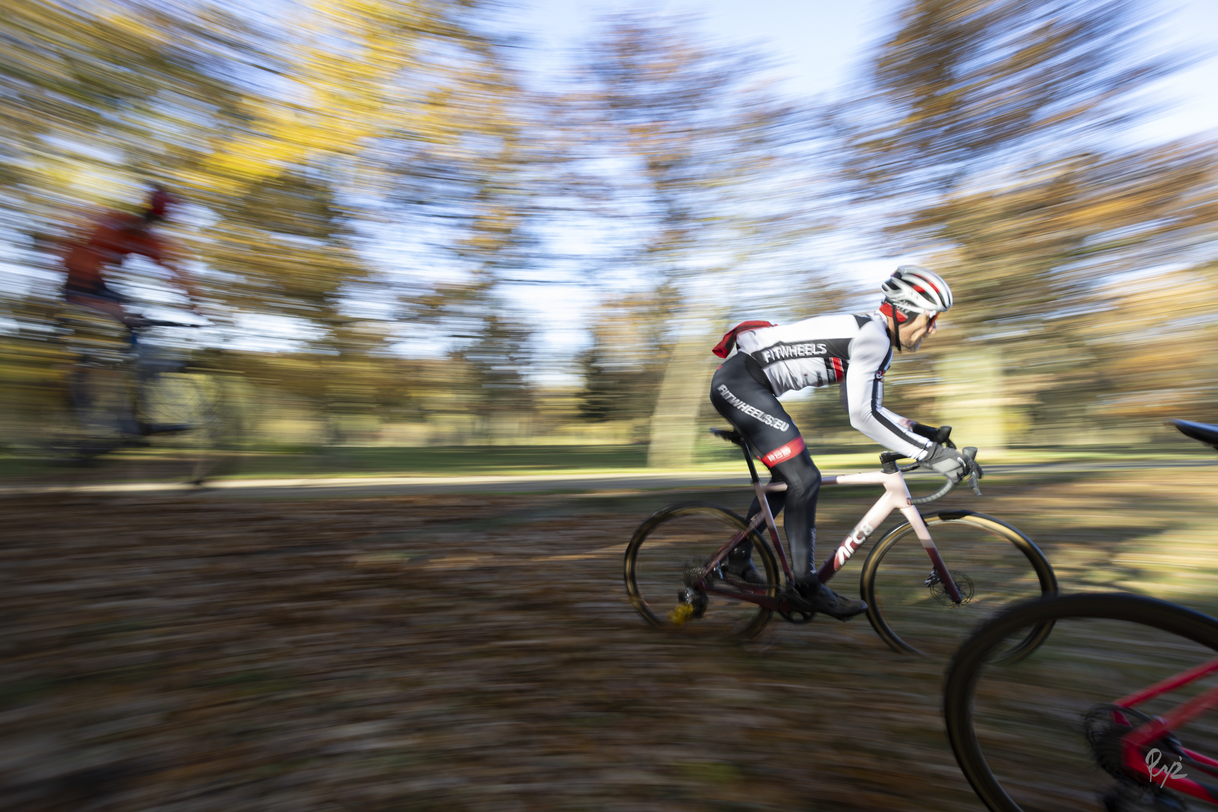 Przełaje nad Bobrem